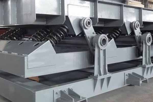 單質(zhì)體振動輸送機(jī)的結(jié)構(gòu)及原理，太實用了